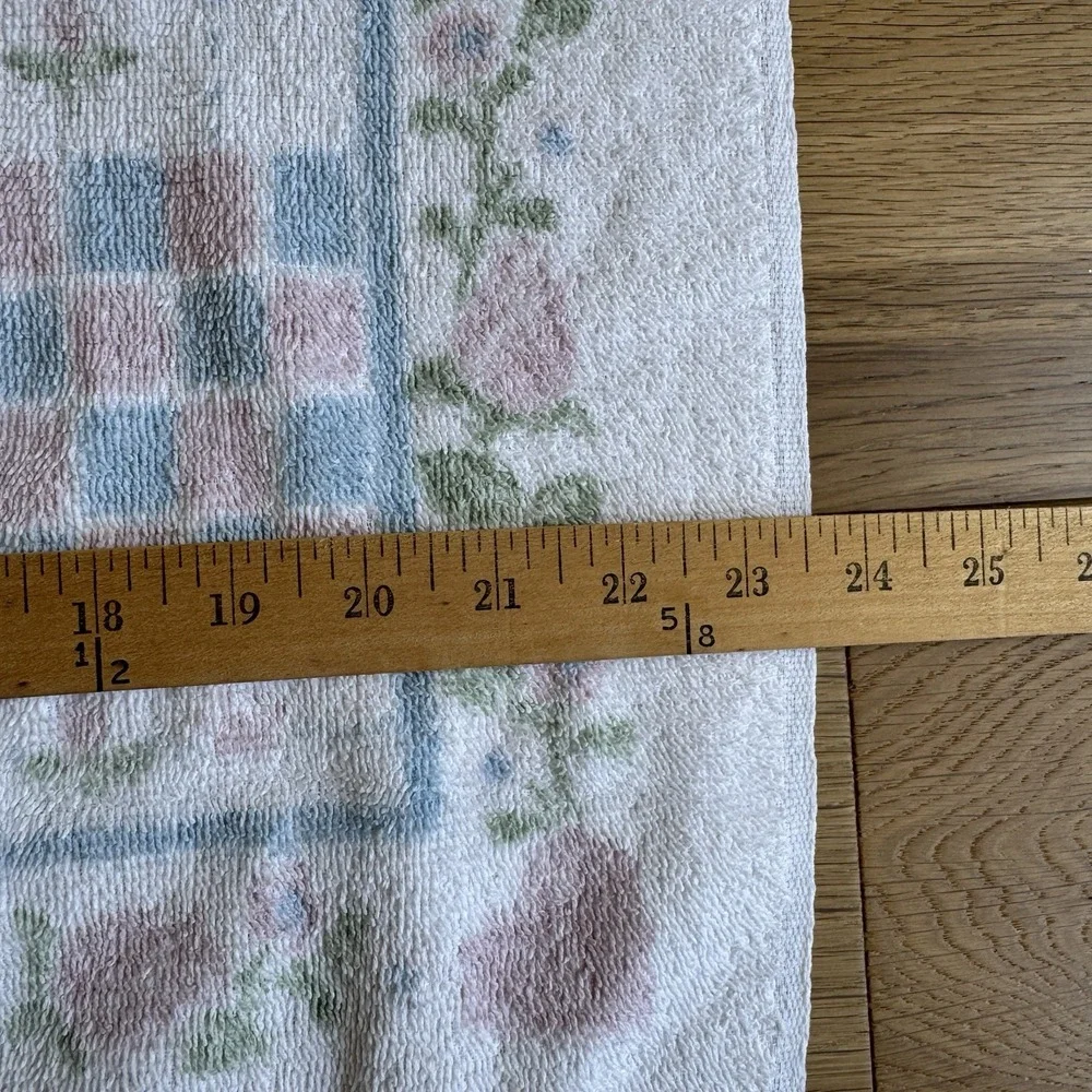 Vintage Bath Towel White Cat Blue Pink Floral Granny Cottage Core 80s